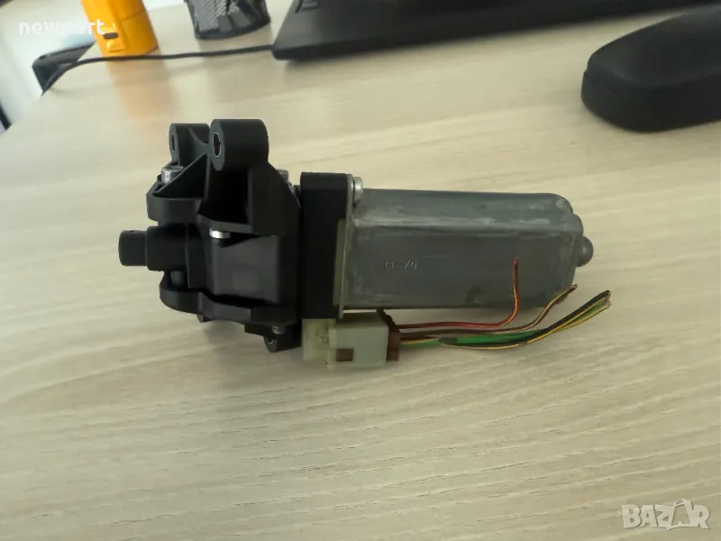 Моторче за регулиране на Кормилна Уредба - Mercedes S-Class (2007-2013), снимка 1