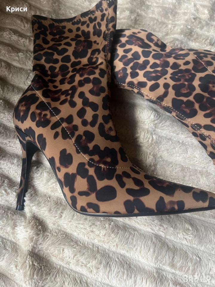Дамски тигрови боти, снимка 1