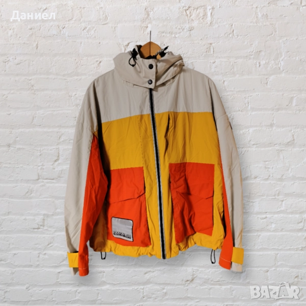 Дамско яке Napapijri Geographic, снимка 1