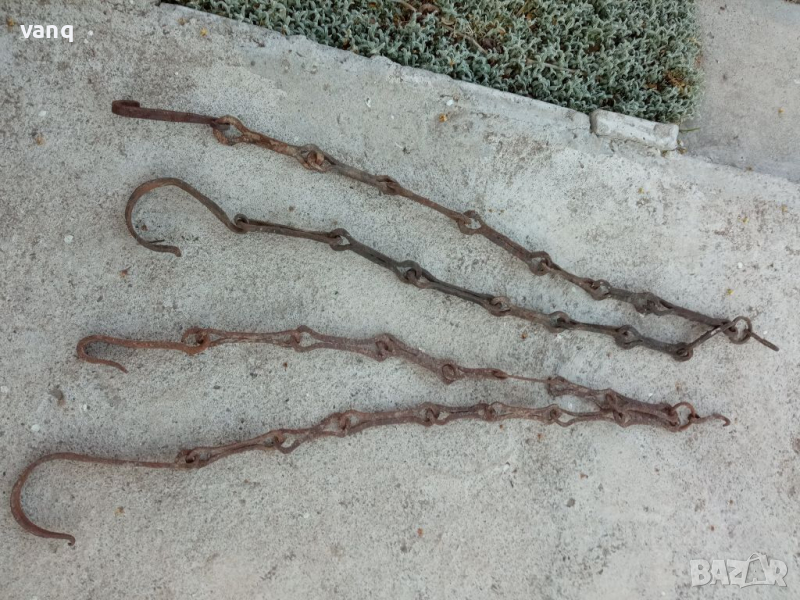 Стари вериги за декорация, снимка 1