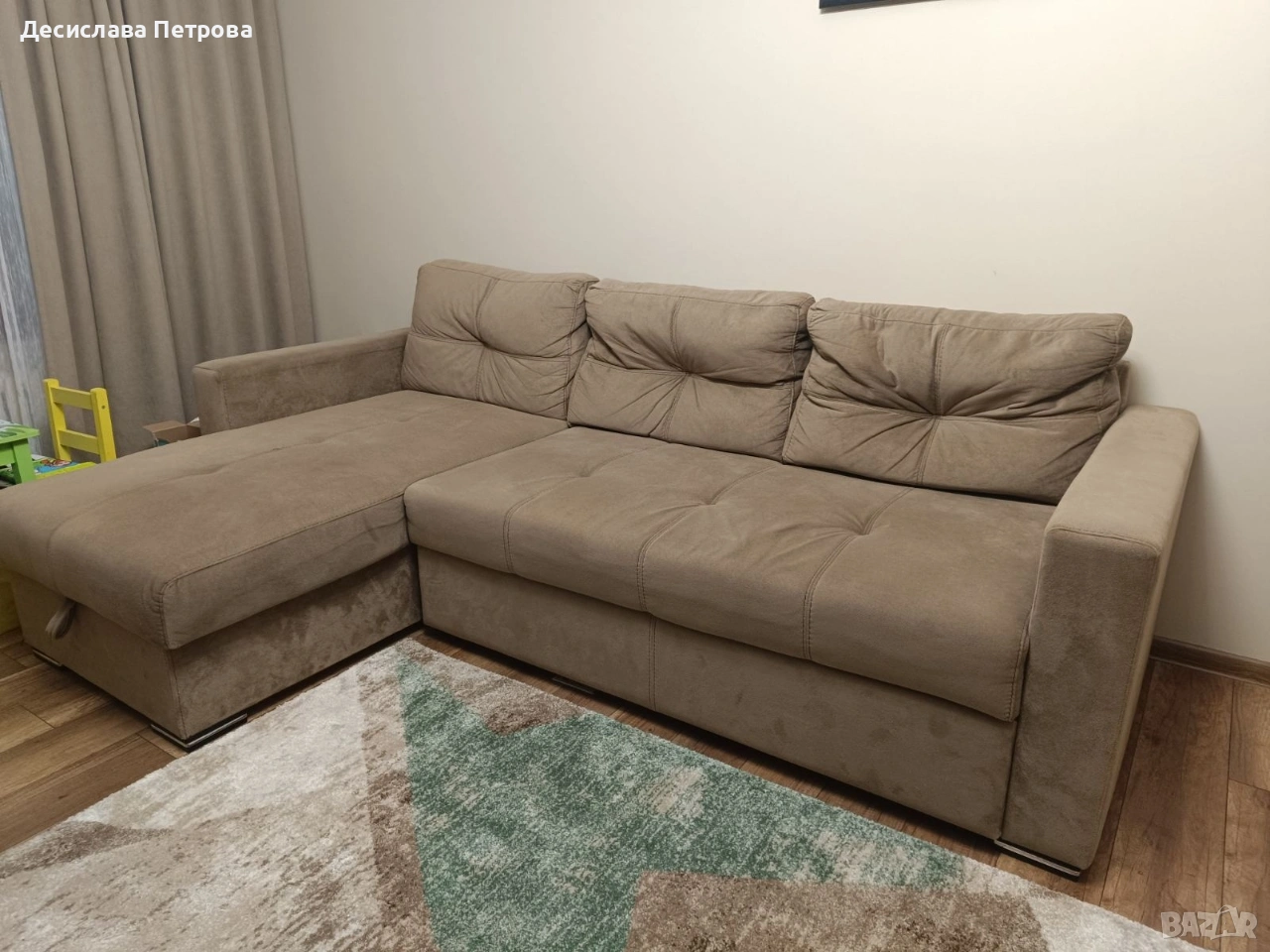 Диван с място за съхранение , снимка 1