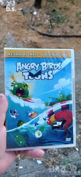 Angry Birds сезон 3 част 1 DVD , снимка 1