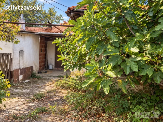 Къща с двор в гр. Хасково, снимка 3 - Къщи - 56321448