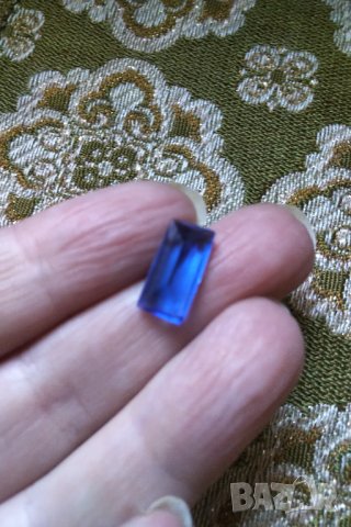 Синтетичен син топаз , снимка 2 - Други - 34783595