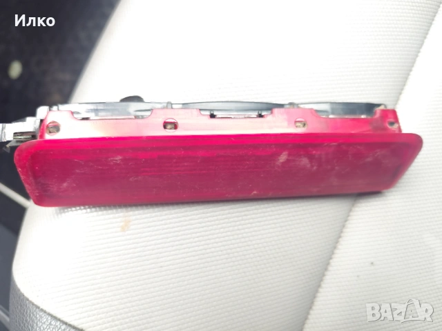 Трети стоп за фолцваген кади , снимка 2 - Части - 53503353