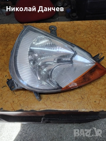 фар десен и ляв за Форд КА,2001 година, внос от Италия, оригинална,
