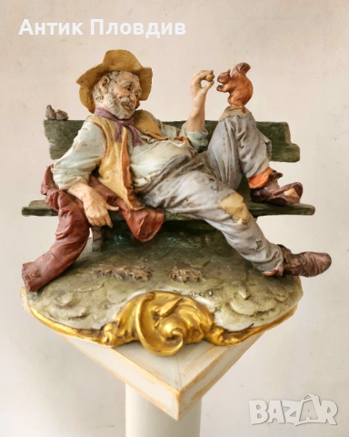Декоративна порцеланова статуетка Capodimonte – Italy, снимка 2 - Статуетки - 53722261