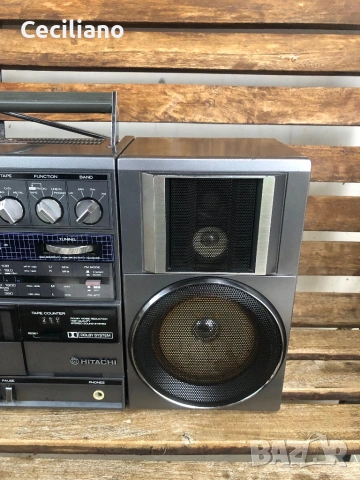 Радиокасетофон HITACHI TRK 9100E, снимка 4 - Радиокасетофони, транзистори - 53288830