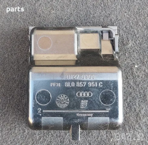 Централен Пепелник Ауди A3 8L
(2) - 311270300 - 8L0857951C, снимка 3 - Части - 50172596