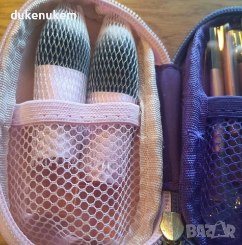 10 бр. мини четки за грим с калъф, компактни, професионални и идеални за пътуване, снимка 9 - Комплекти и лотове - 52622405