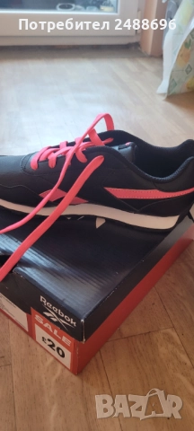 Оригинални Маратонки"Reebok , снимка 4 - Маратонки - 51798299