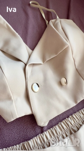 Елегантен бежов комплект в две части - размери XS, S, снимка 3 - Комплекти - 51856743