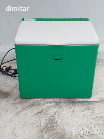 Хладилник ELEKTROLUX  на 12/ 220 V - GAZ №2, снимка 13 - Хладилни чанти - 53723114