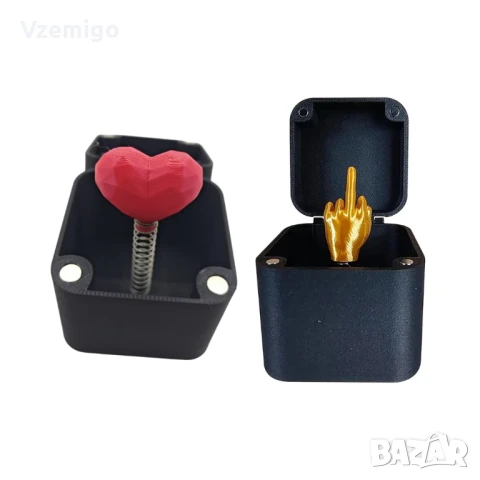 Кутия с изскачащо Сърце или Среден Пръст, снимка 1