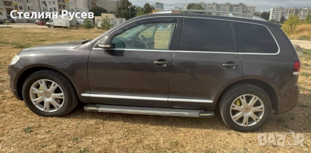 VW Touareg 3.0 TDI V6 221hp FACELIFT / дясна дирекция -цена 7 500 лв или 3834,69 евро БЕЗ бартери и , снимка 4 - Автомобили и джипове - 51482614