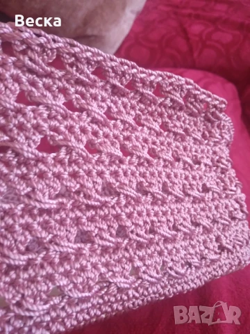 Нежна ръчно изплетена чанта , снимка 2 - Чанти - 51067670