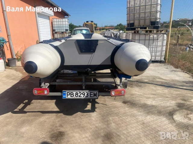 Надуваема лодка , снимка 2 - Воден транспорт - 50806245