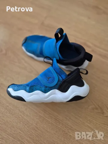 Детски маратонки Nike JORDAN , снимка 2 - Детски маратонки - 56080430
