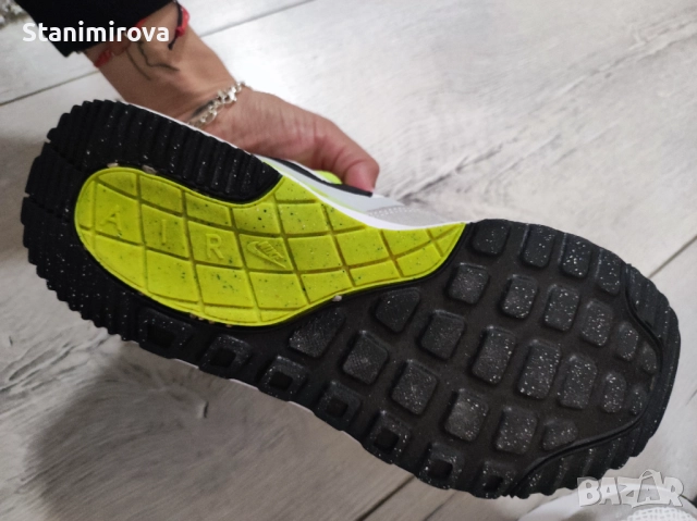 Маратонки Nike 40 номер, снимка 2 - Маратонки - 52108964