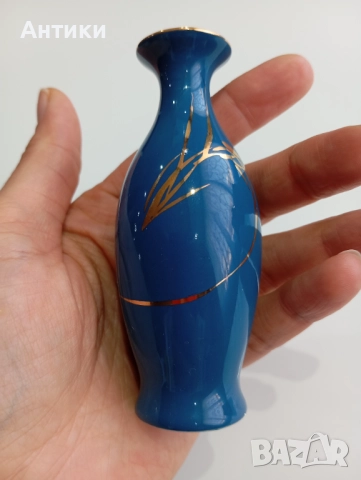 Миниатюрна китайска порцеланова ваза, снимка 13 - Вази - 52625996