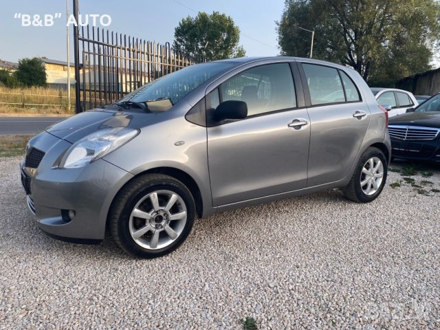 Toyota Yaris 1.0 Бензин, 69 к.с., 2006 г., снимка 3 - Автомобили и джипове - 41665246