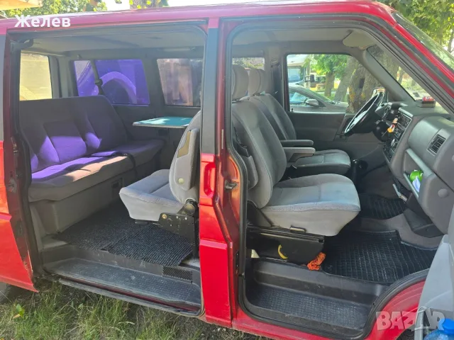Продавам VW Multivan 2.4D, снимка 4 - Бусове и автобуси - 56093079
