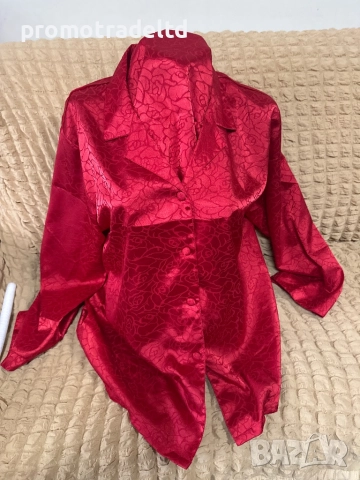 Предлагаме дамски сатенени пижами дълъг ръкав и панталон 