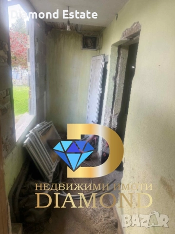 Едноетажна къща в град Първомай, снимка 13 - Къщи - 52520916