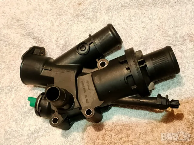 Термостат тяло за PEUGEOT Expert 508 5008 CITROEN DS4 Jumpy FIAT Scudo 2.0HDI RHH