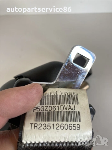 Преден десен колан за седалка за Jeep Cherokee 3.7 (2005), снимка 2 - Части - 53568962