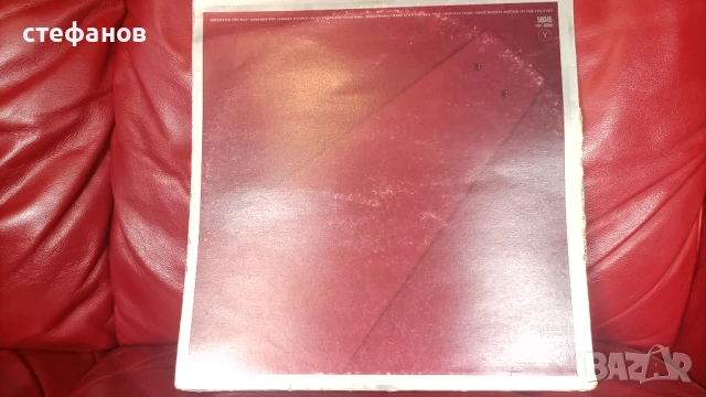 Дългосвиреща грамофонна плоча на AMERICA „HOLIDAY” 1974 г, Франция, снимка 2 - Грамофонни плочи - 50693638