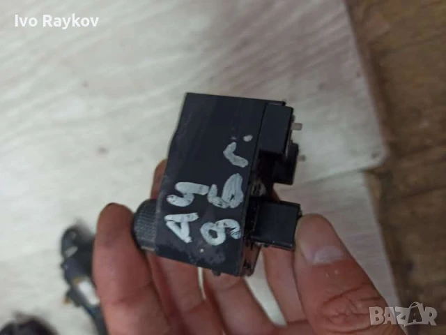 Копче бутон джойстик регулиране огледала за Ауди А3 С3 Audi A3 S3 8L 8D0959565 , 8D0 959 565 , снимка 4 - Части - 51354035