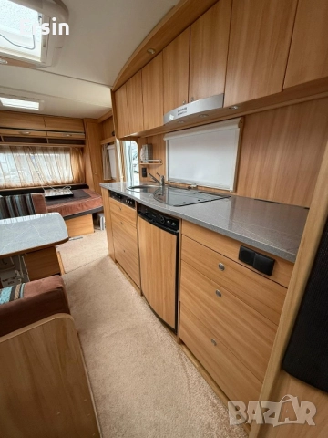 Каравана Dethleffs 550 TK Година : 2011 Спални места : 4+1 , снимка 17 - Каравани и кемпери - 52171598