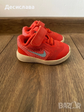 Бебешки маратонки Nike 17
