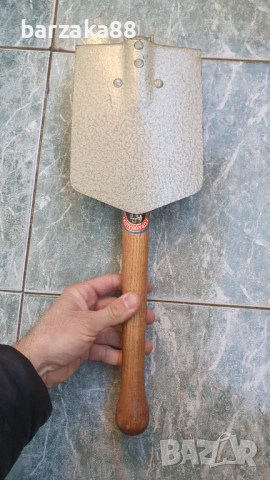 Стара сгъваема Лопата с калъф, снимка 5 - Колекции - 53872433