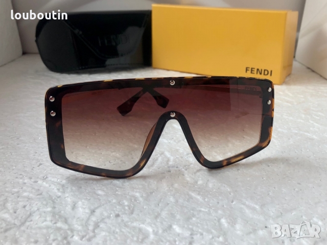 Fendi 2022 дамски слънчеви очила маска с лого, снимка 1