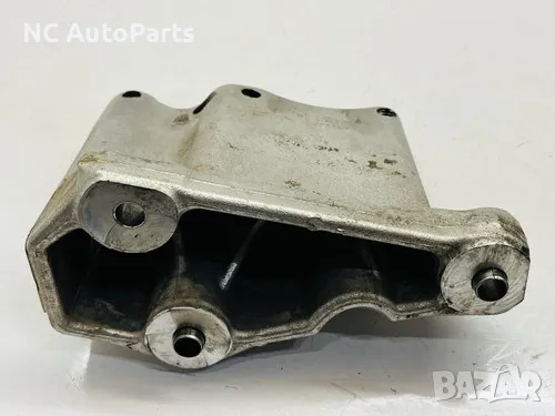 Бракет за двигател за БМВ BMW 2 series F46 216d 1.5 дизел B37C15A 8511299 BMW 2017, снимка 4 - Части - 49476866