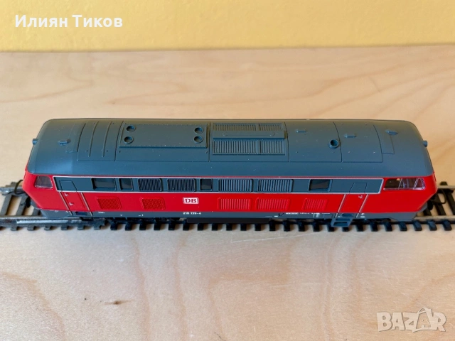 Локомотив Roco BR 218 DB HO 1:87 влак, снимка 5 - Влакчета, самолети, хеликоптери - 53226150