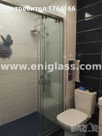 Душ кабина от закалено прозрачно стъкло с плъзгащи механизми