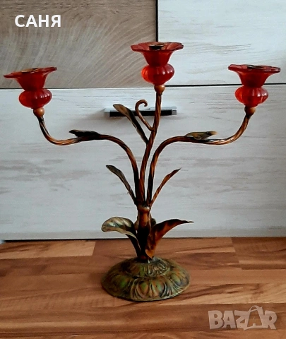 Красив троен свещник от ковано желязо ,от 80те годиниЛек коментар, снимка 4 - Антикварни и старинни предмети - 53571218