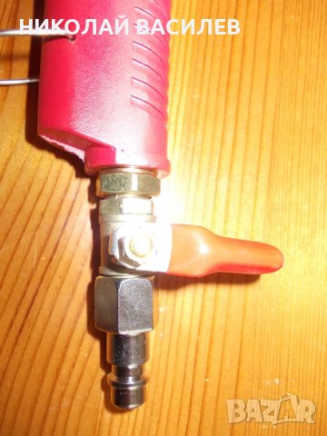 Пистолет за мазилка   и  боядисване  /  шприц / хоросан  и  др . с  3 дюзи / Питай наличен ли  е   ., снимка 16 - Други инструменти - 44421980