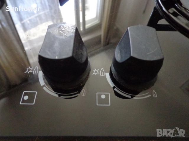 Zanussi черен стъклокерамичен газов плот за вграждане , снимка 12 - Печки, фурни - 51458571