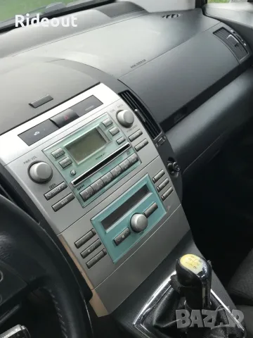 Toyota Corolla verso 2.0D4D(116к.с.), снимка 6 - Автомобили и джипове - 49662344