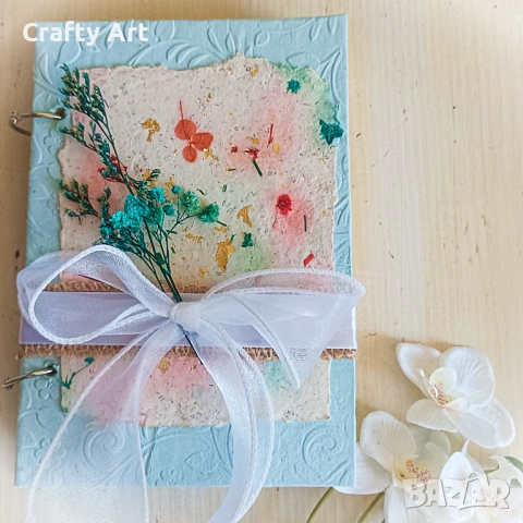 Ръчно изработен албум от рециклирана хартия в синьо – за 20 снимки (10x15 см)