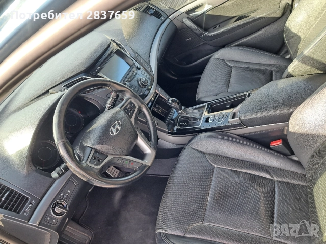 Хюндай i40 - 1.7 CRDI AUTOMATIC , снимка 8 - Автомобили и джипове - 52248759