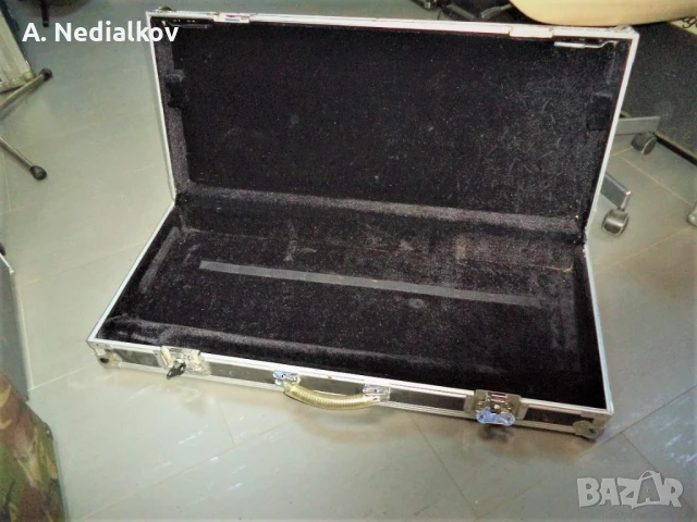 Flightcase Road Runner, снимка 5 - Китари - 51252445