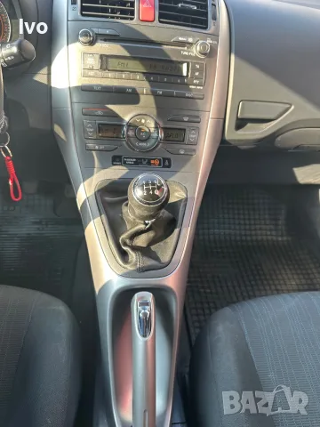 Продава се Toyota Auris 1.6 VVT-i, снимка 8 - Автомобили и джипове - 55966102