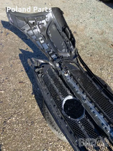 Предна броня за Мерцедес Ц класа W205 Mercedes C class W205 , снимка 5 - Части - 47716554