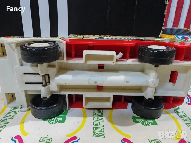 Стара играчка камион че Tatra Чехословакия , снимка 7 - Колекции - 52464607