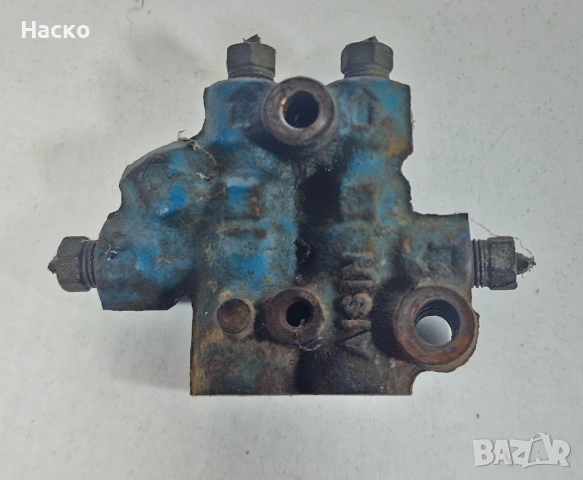 Спирачен Разпределител Спирачки Toyota Avensis T22 2.0 D4D Тойота Авенсис Т22 1997г-2003г